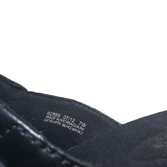 Clarks Collection Womens Black Leather Clogs Slip On Mules Size 7W Comfort - Picture 6 of 8